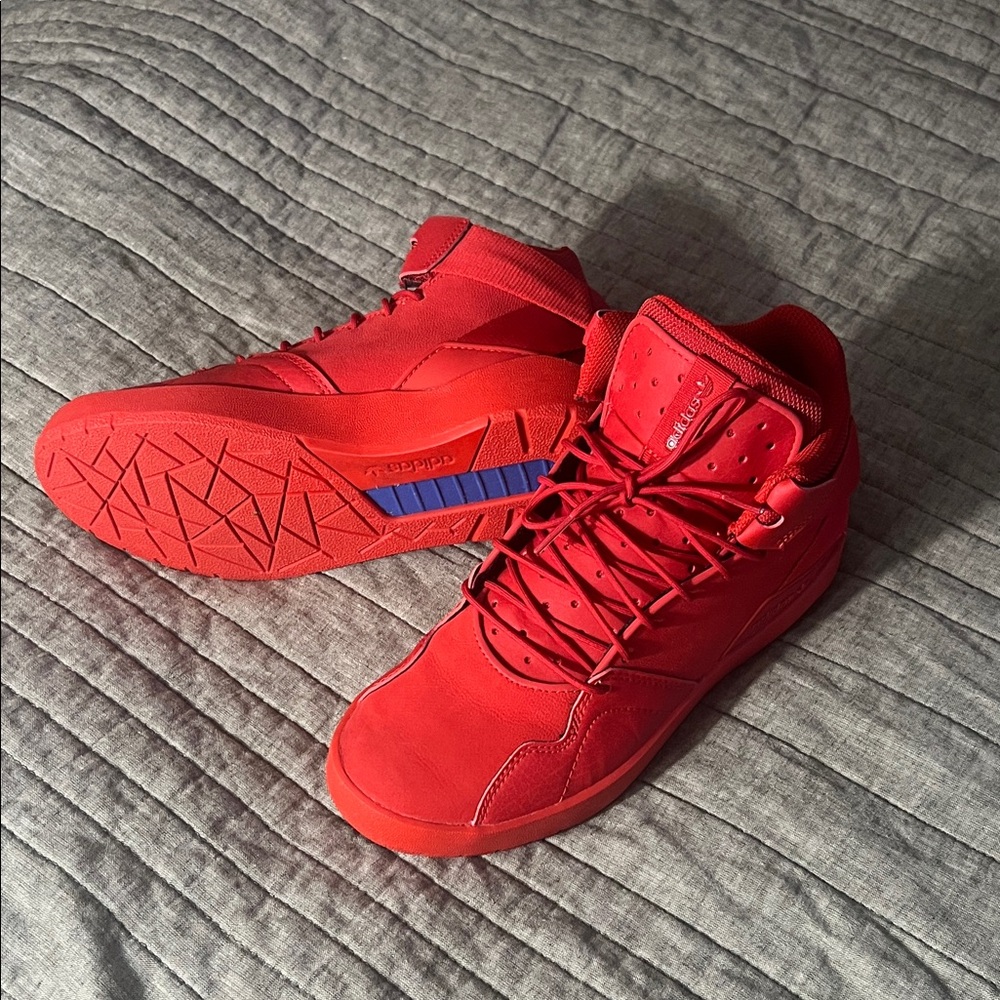 Adidas Crestwood Mid Sneakers
